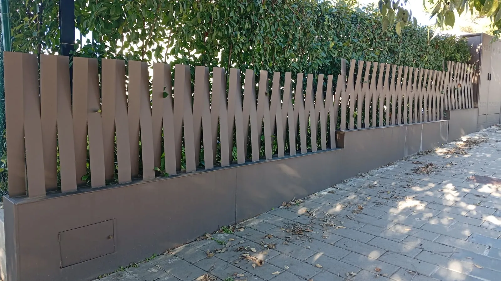 Fabricación cerca exterior jardín - 2