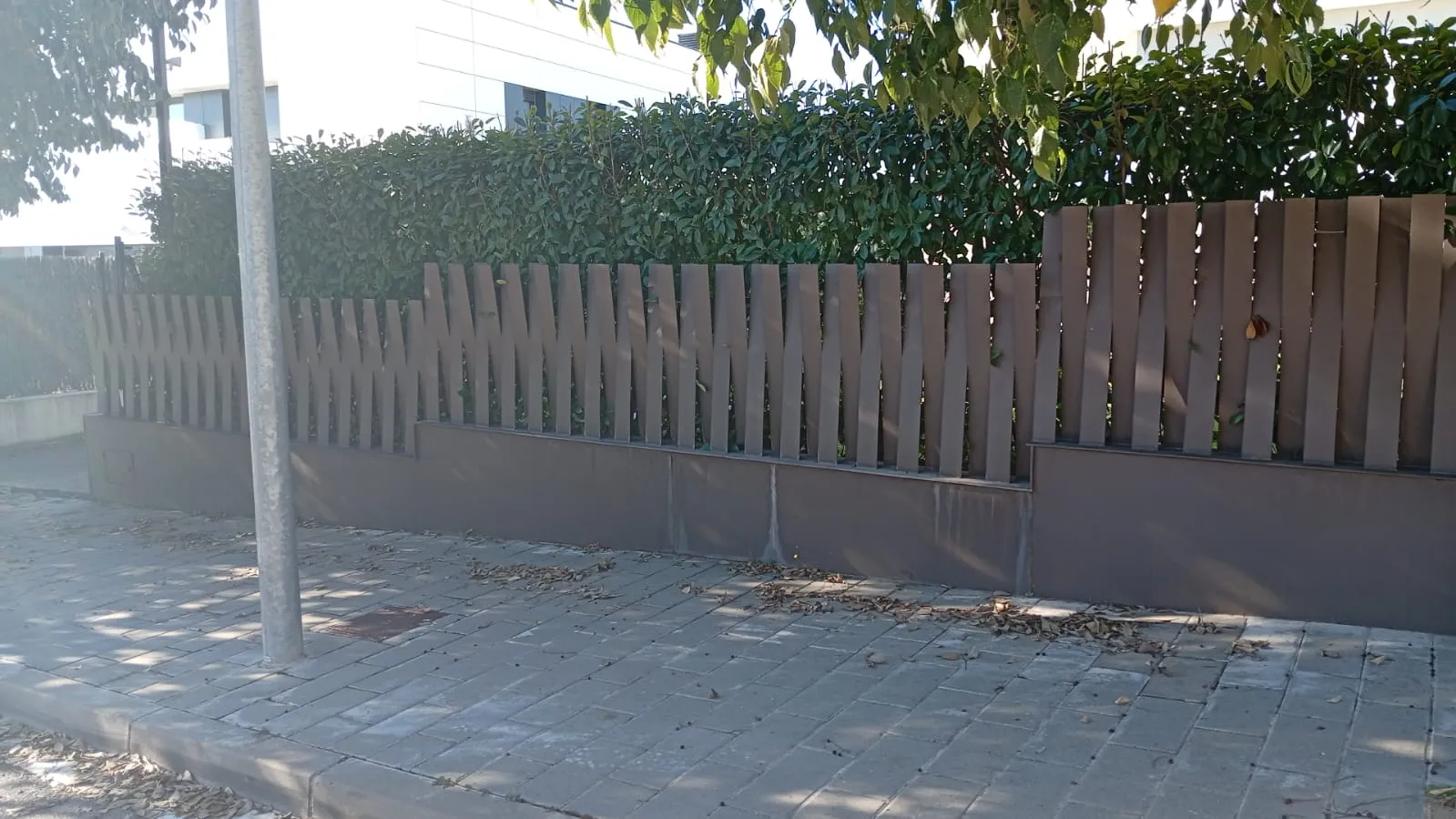 Fabricación cerca exterior jardín - 1